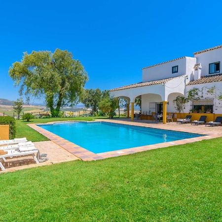 Villa Cortijo con piscina a 30 min de Jerez Arcos de la Frontera Esterno foto