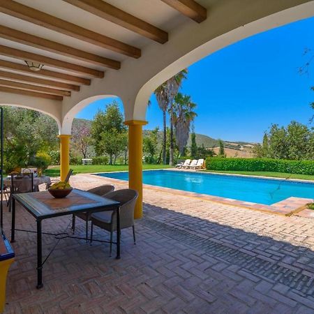 Villa Cortijo con piscina a 30 min de Jerez Arcos de la Frontera Esterno foto