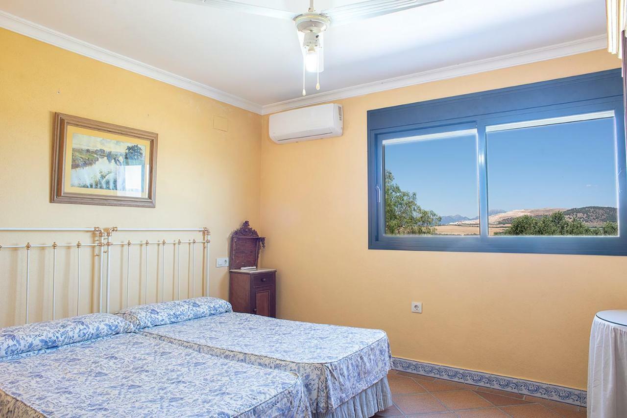 Villa Cortijo con piscina a 30 min de Jerez Arcos de la Frontera Esterno foto