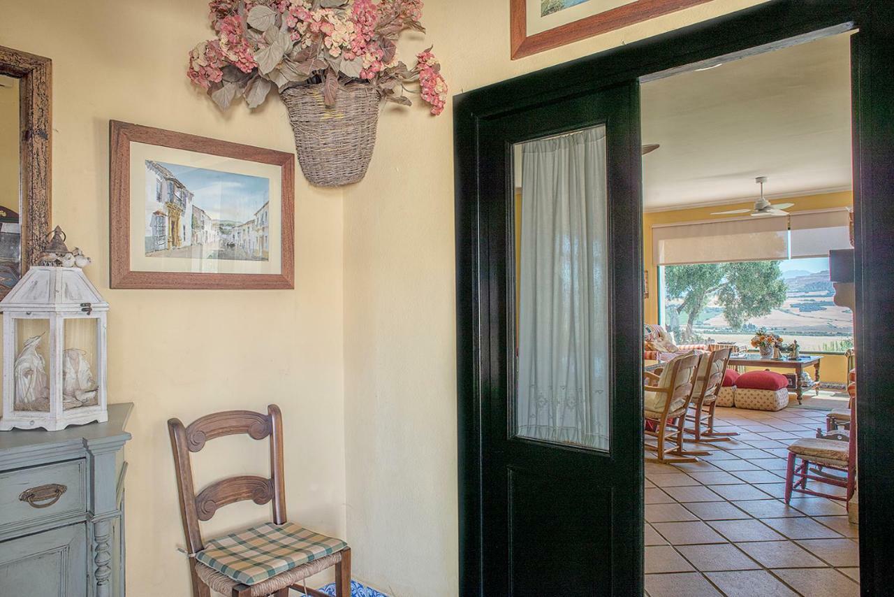 Villa Cortijo con piscina a 30 min de Jerez Arcos de la Frontera Esterno foto